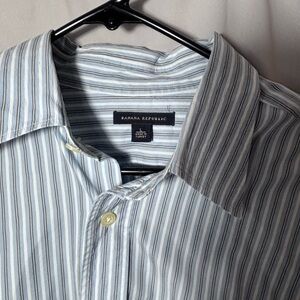 Banana Republic Blue and White Dress Shirt Classic Stripes